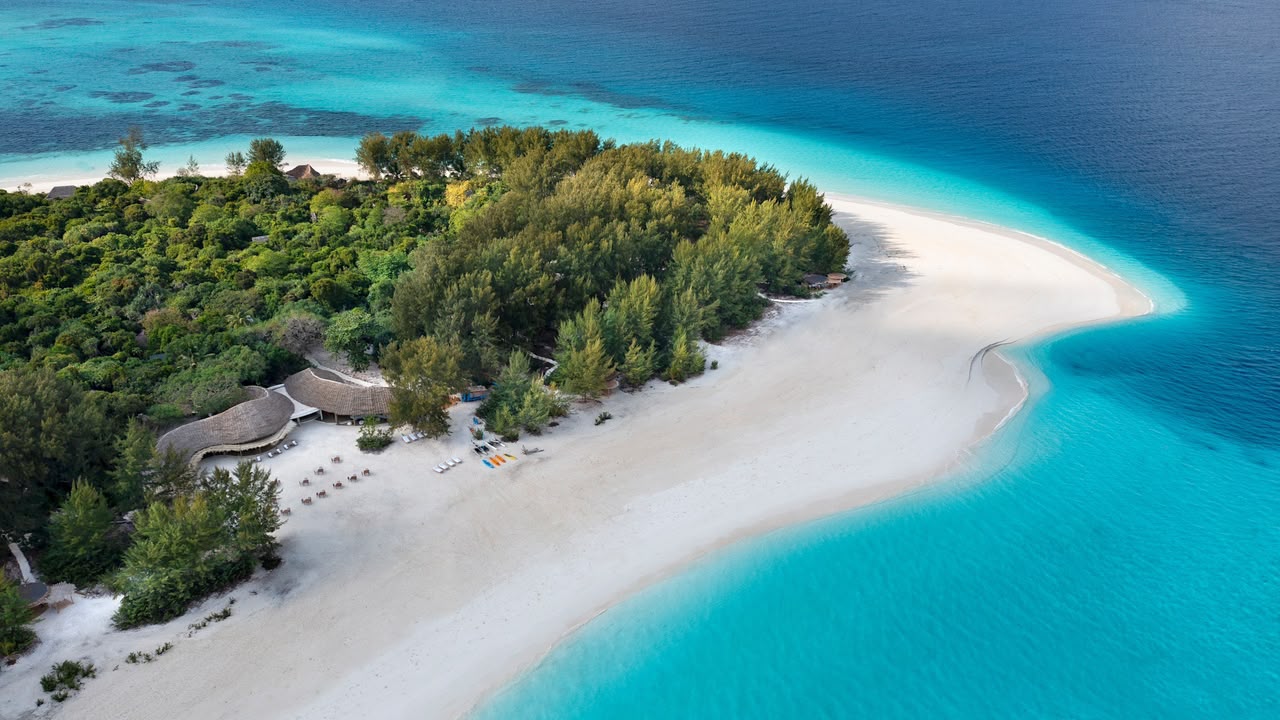 10 DAYS WILD TOUR AND ZANZIBAR ISLAND SAFARI